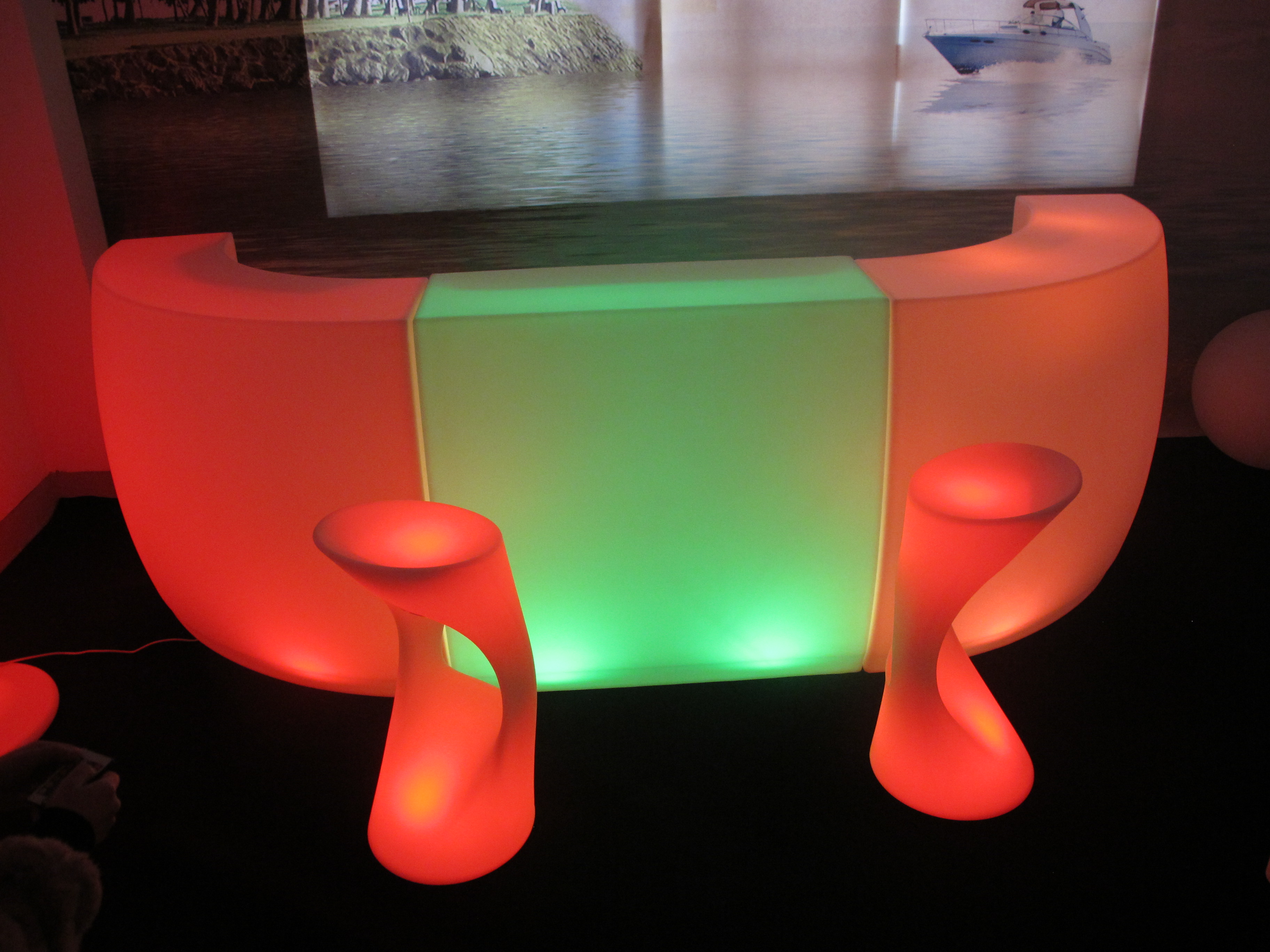 led bar counter