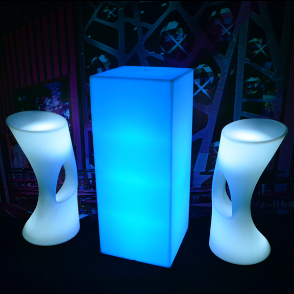 rechargeable-RGB-remote-control-waterproof-led-column-table